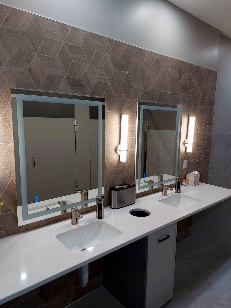 Commercial restroom